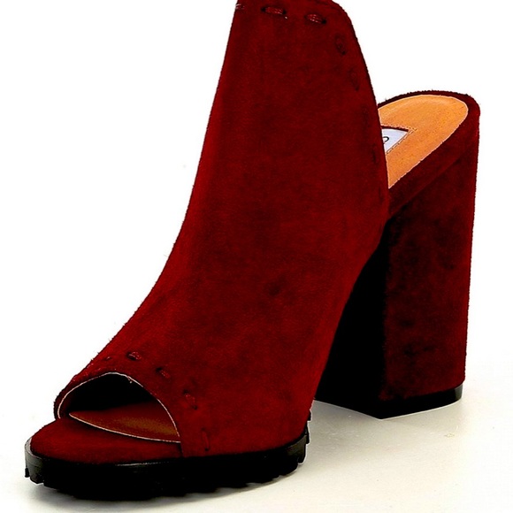 New Chelsea & Violet
Tess Suede Block Heel Mules - Picture 2 of 13